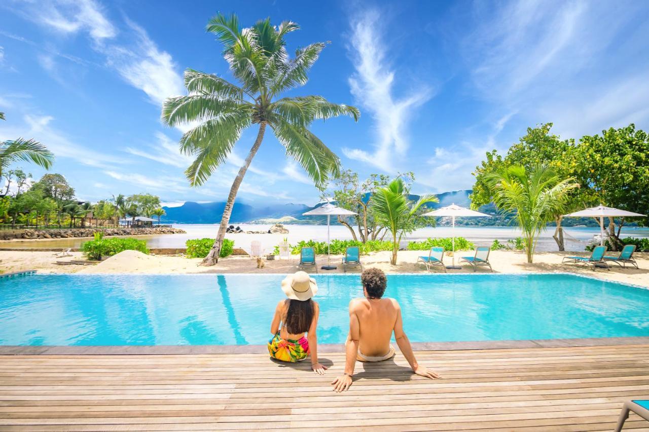 Pineapple Beach Villas Baie Lazare  ภายนอก รูปภาพ